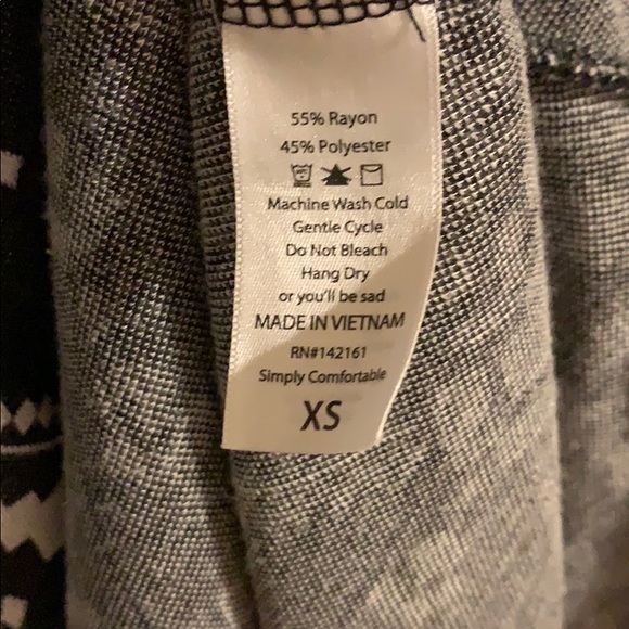 EUC XS LuLaRoe Carly dress - Picture 3 of 3